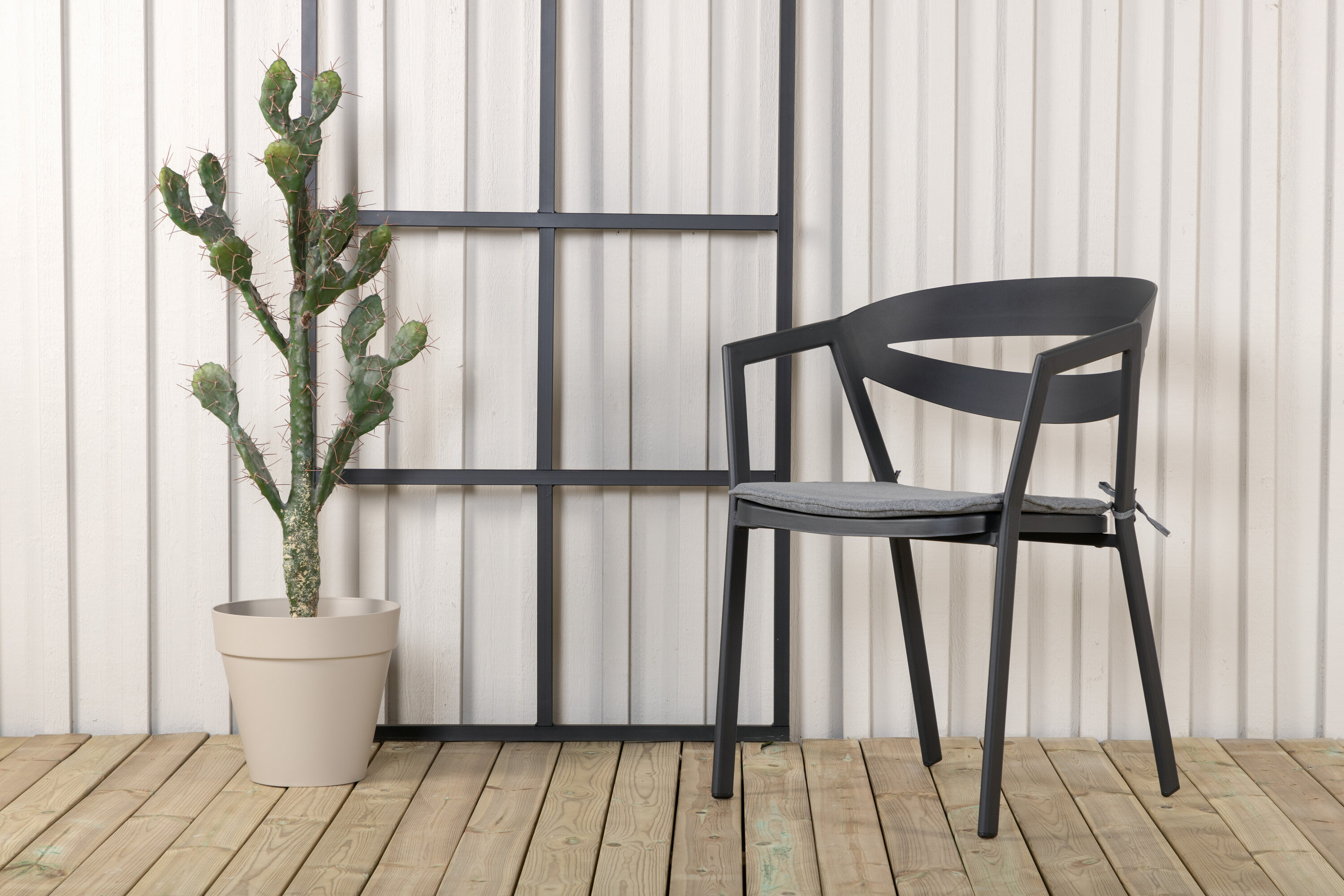 Chaise de salle à manger à fente