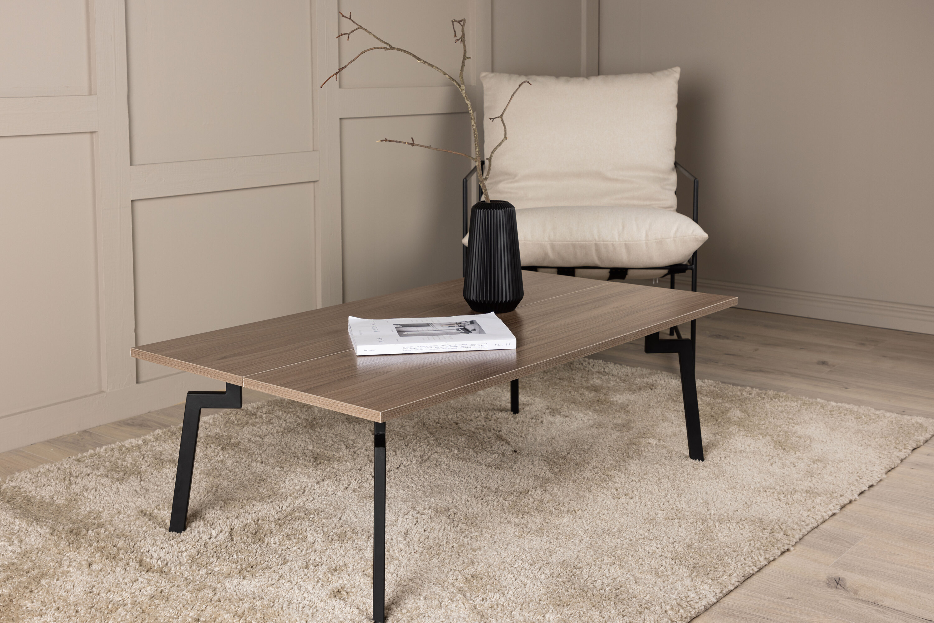 Bethan Table