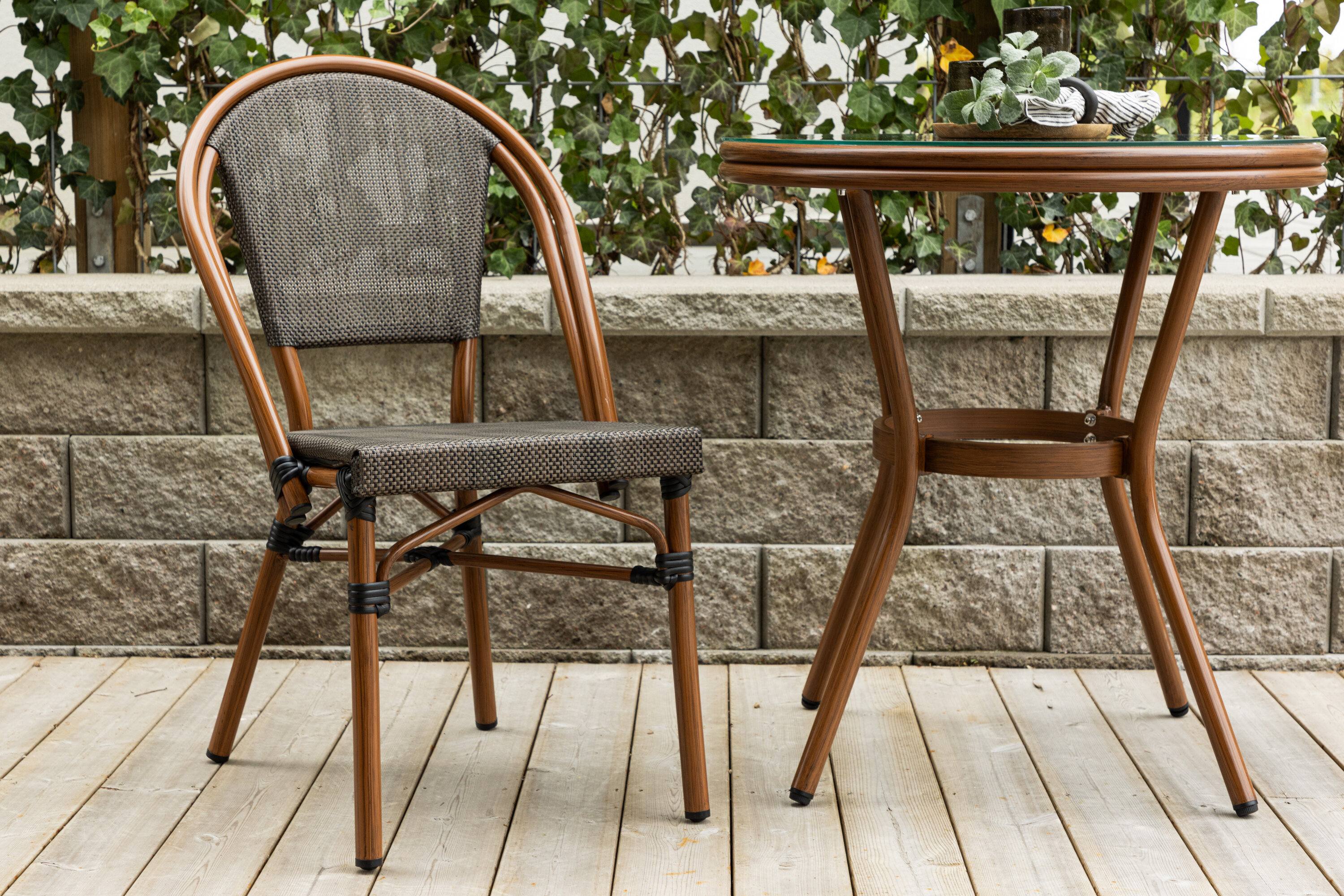 Chaise Guarda Cafe